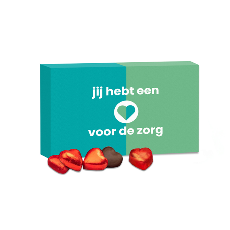 Box met chocolade hartjes