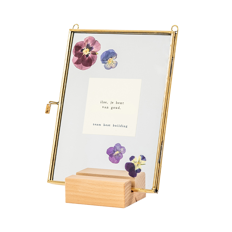 Bloemenlijst staand met tekst Ikpakjein